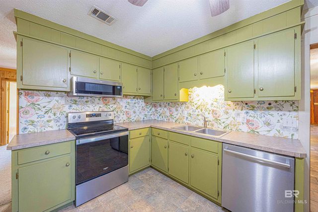 43101 Brown Road, Bay Minette, AL 36507