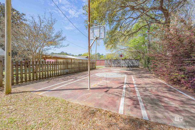 43101 Brown Road, Bay Minette, AL 36507