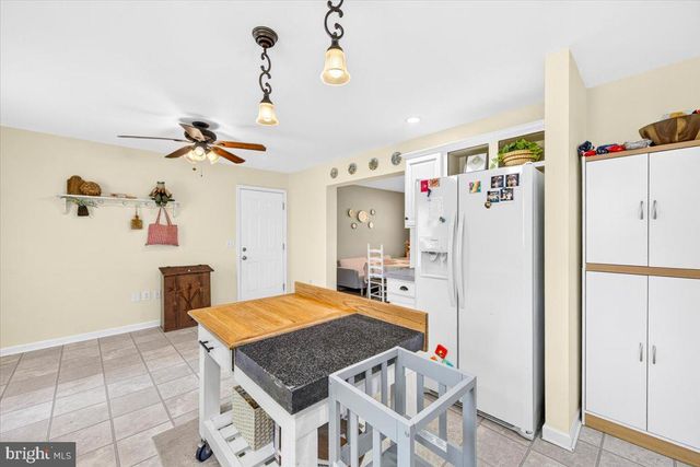 33 BOGEY LN, Bumpass, VA 23024
