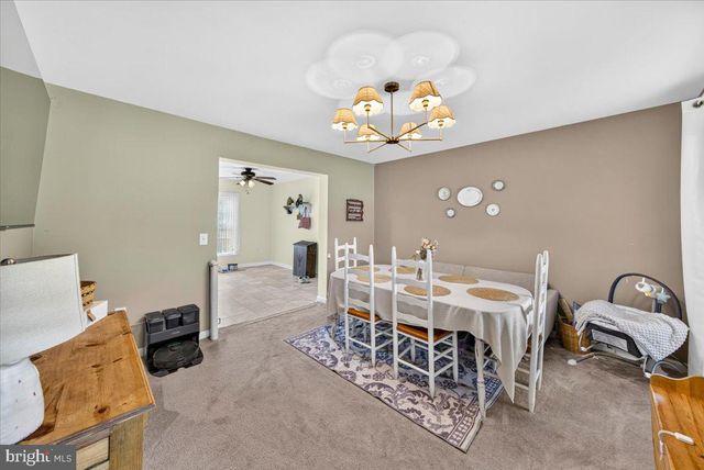 33 BOGEY LN, Bumpass, VA 23024