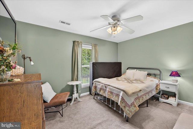 33 BOGEY LN, Bumpass, VA 23024