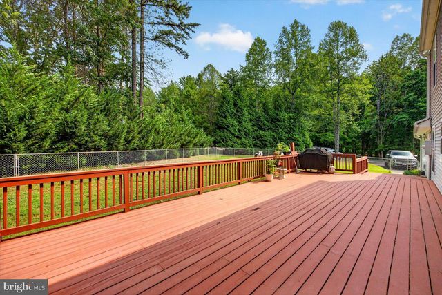 33 BOGEY LN, Bumpass, VA 23024