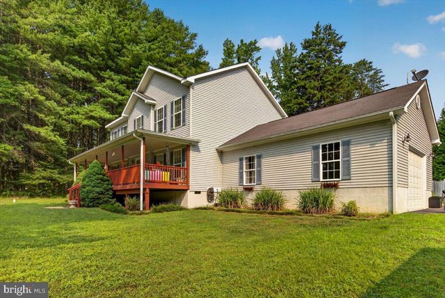 33 BOGEY LN, Bumpass, VA 23024