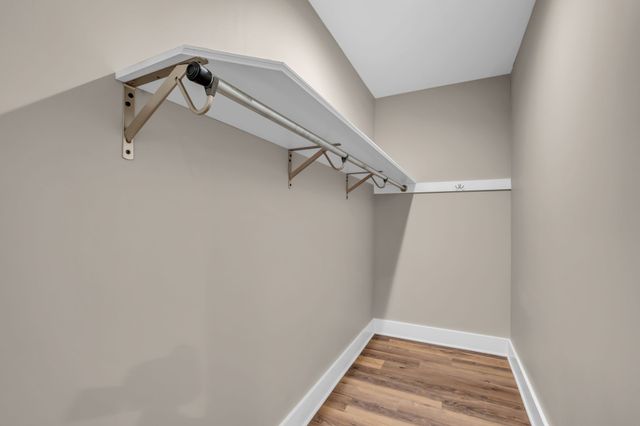 372 Lee Rd, Cottontown, TN 37048