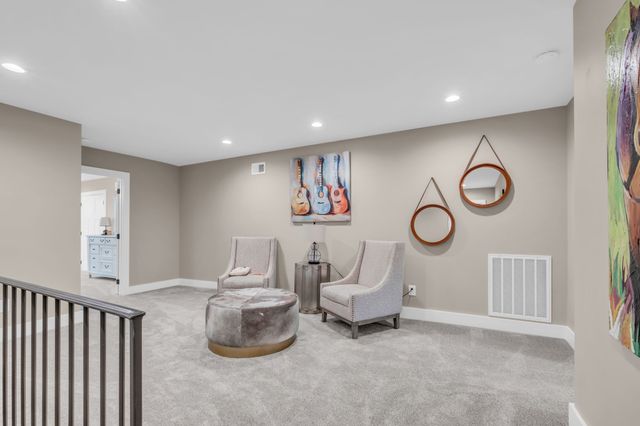 372 Lee Rd, Cottontown, TN 37048