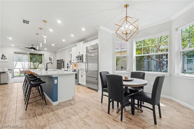 4558 Arboretum CIR 104, Naples, FL 34112