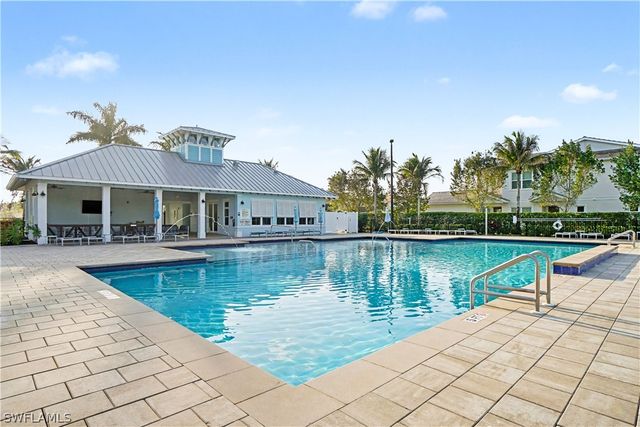 4558 Arboretum CIR 104, Naples, FL 34112