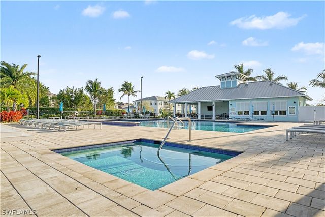 4558 Arboretum CIR 104, Naples, FL 34112