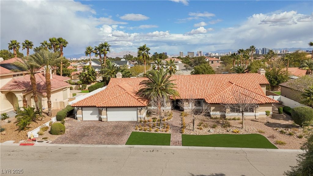 3236 Cliff Sieler Court, Las Vegas, NV 89117