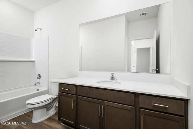 7666 S Wild Prairie Drive, Tucson, AZ 85757