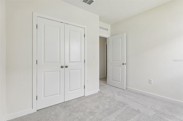 1940 DIAMOND HEAD CIRCLE, Haines City, FL 33844