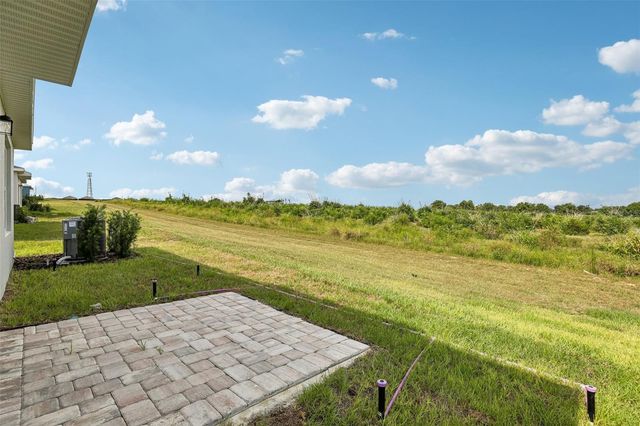 1940 DIAMOND HEAD CIRCLE, Haines City, FL 33844
