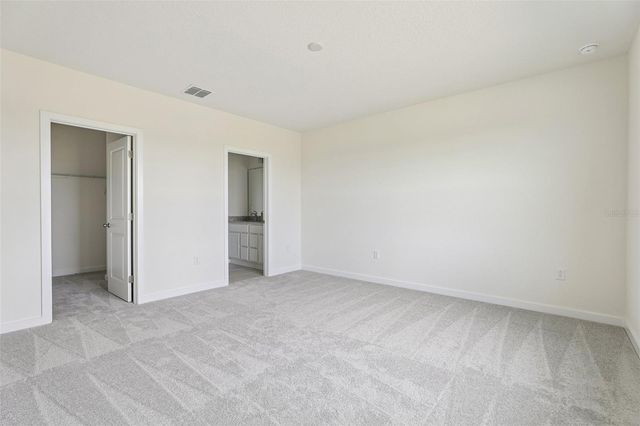 1940 DIAMOND HEAD CIRCLE, Haines City, FL 33844