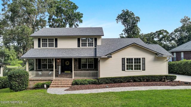 927 ARTHUR MOORE Drive, Green Cove Springs, FL 32043