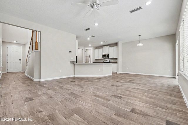 2684 CAROLINE HILLS Drive, Jacksonville, FL 32225