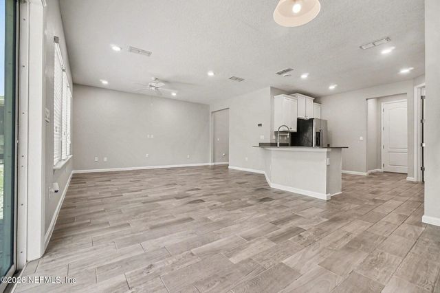 2684 CAROLINE HILLS Drive, Jacksonville, FL 32225