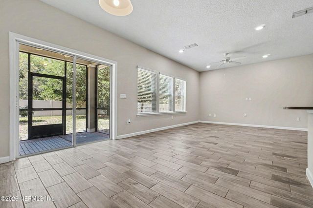 2684 CAROLINE HILLS Drive, Jacksonville, FL 32225