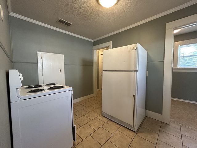 2401 21st Street, Lubbock, TX 79411