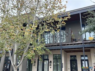 1269 N Academy Avenue, New Braunfels, TX 78130