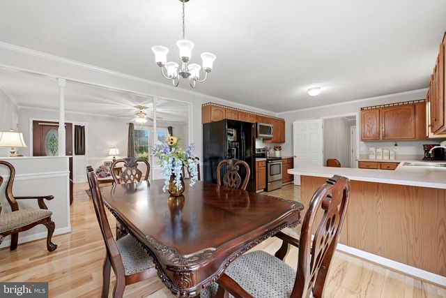 36 ISAAC DR, Bunker Hill, WV 25413