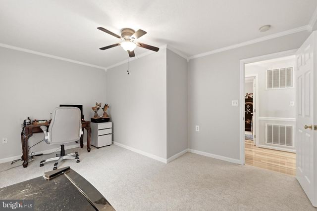 36 ISAAC DR, Bunker Hill, WV 25413