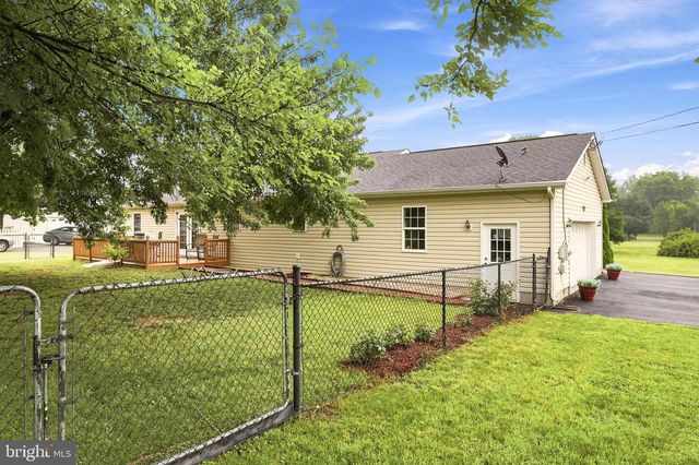 36 ISAAC DR, Bunker Hill, WV 25413