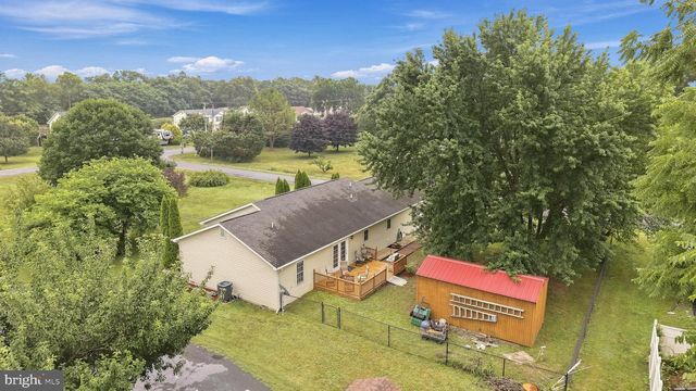 36 ISAAC DR, Bunker Hill, WV 25413