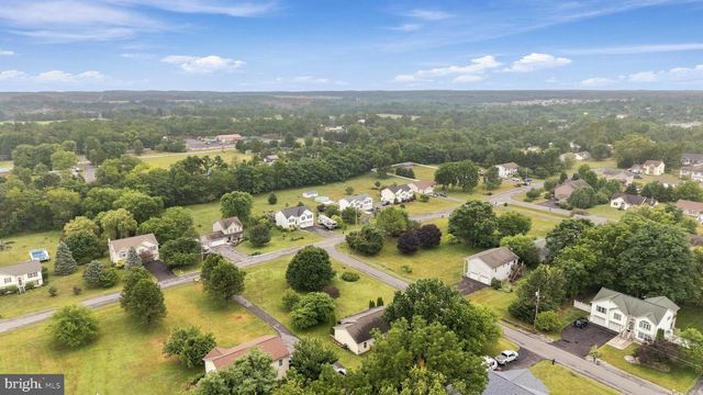 36 ISAAC DR, Bunker Hill, WV 25413