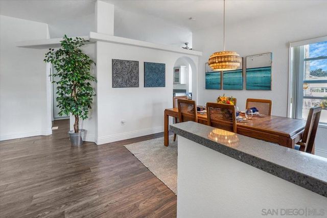 7241 San Luis St, Carlsbad, CA 92011