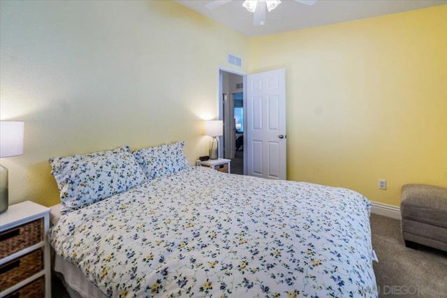 7241 San Luis St, Carlsbad, CA 92011