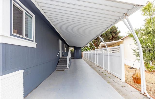 7241 San Luis St, Carlsbad, CA 92011