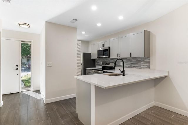 5340 ROYAL PALM AVENUE 5340, Sarasota, FL 34234