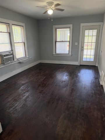 103 Webber Street, Battle Creek, MI 49015