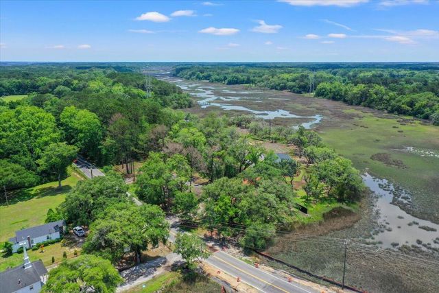 538 River Road, Johns Island, SC 29455