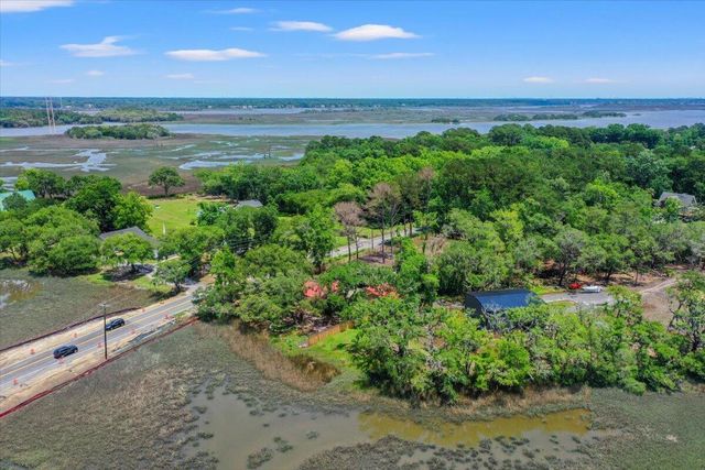 538 River Road, Johns Island, SC 29455