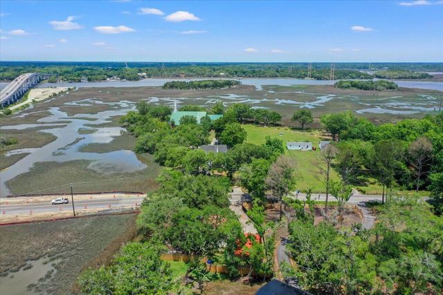 538 River Road, Johns Island, SC 29455