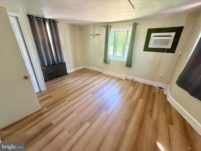 2560 NOTTINGHAM WAY, Hamilton, NJ 08619