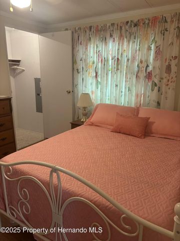 8348 Highpoint Boulevard, Brooksville, FL 34613