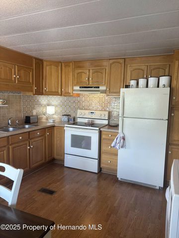 8348 Highpoint Boulevard, Brooksville, FL 34613