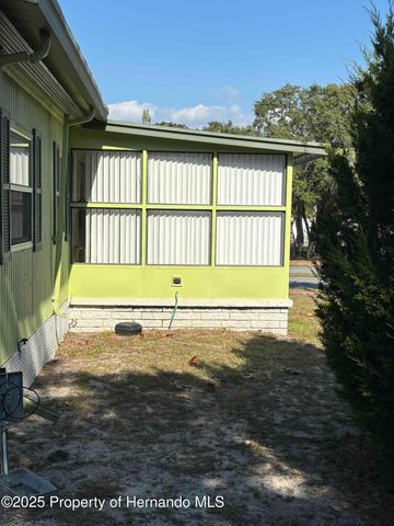 8348 Highpoint Boulevard, Brooksville, FL 34613