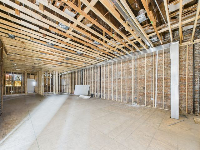 8551 S Ashland Avenue, Chicago, IL 60620