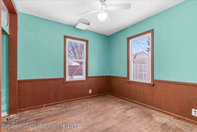 5620 Kaynorth Road, Lansing, MI 48911