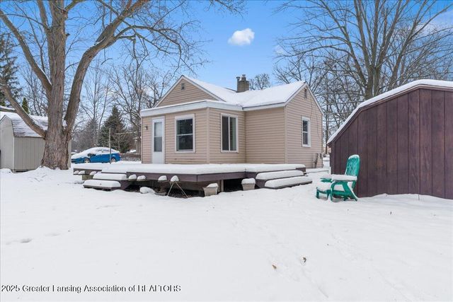 5620 Kaynorth Road, Lansing, MI 48911