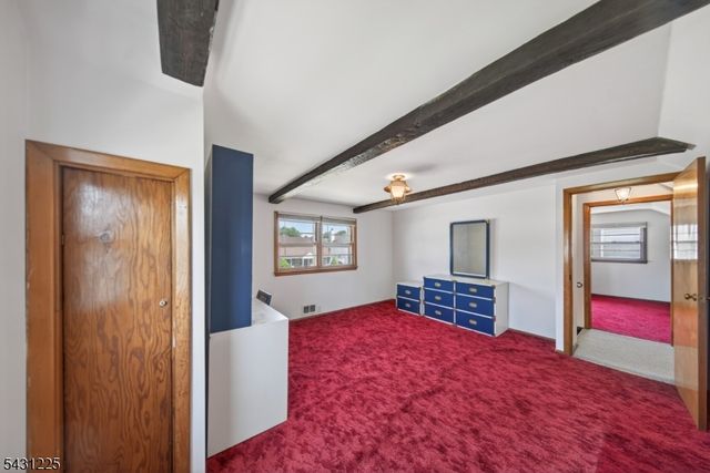 180 Oxford Ave, Saddle Brook Twp., NJ 07663