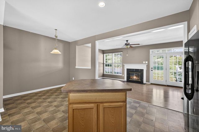 159 RIPARIAN LN, Ranson, WV 25438