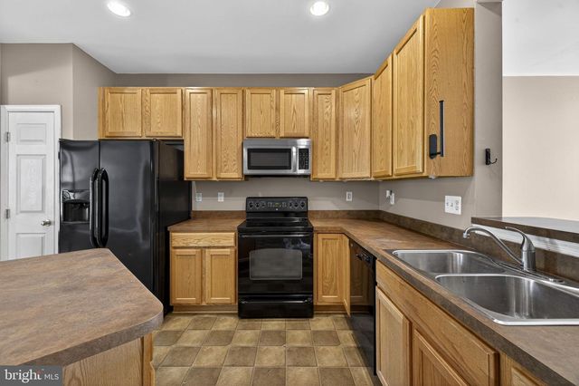159 RIPARIAN LN, Ranson, WV 25438