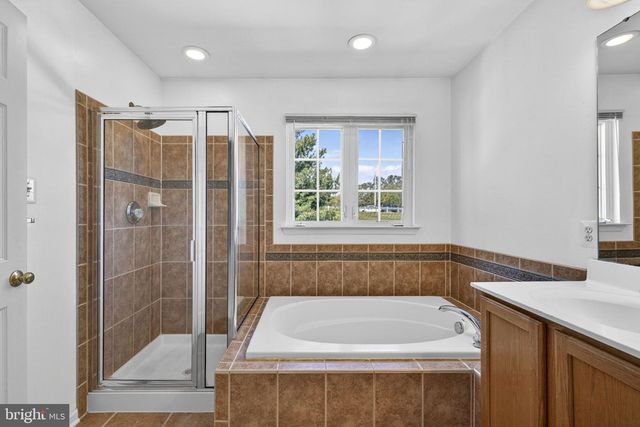 159 RIPARIAN LN, Ranson, WV 25438