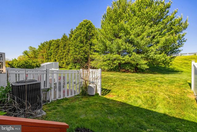 159 RIPARIAN LN, Ranson, WV 25438