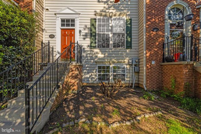 159 RIPARIAN LN, Ranson, WV 25438