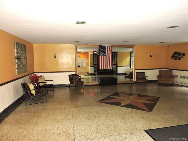 61-88 Dry Harbor Road 1E, Middle Village, NY 11379